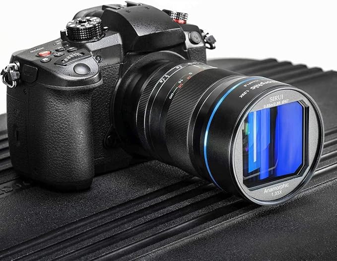 SIRUI 35mm F1.8 1.33X S35 Anamorphic Lens, Cinema Lens for L Mount, Blue Flare