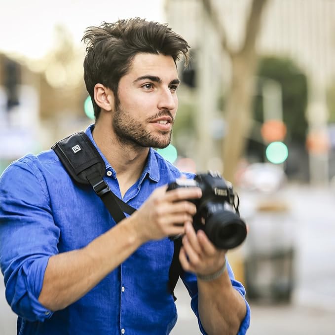 BLACKRAPID RS-4 Retro Classic, Original Camera Sling Design, Strap for DSLR, SLR and Mirrorless Cameras, for Right-Handed and Left-Handed Photographers, with On-The-Fly Sling Length Adjuster