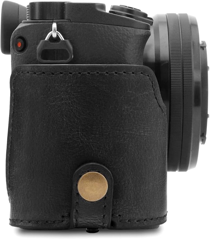 MegaGear MG1660 Ever Ready Leather Camera Case Compatible with Sony Alpha A6400 (18-135mm) - Black