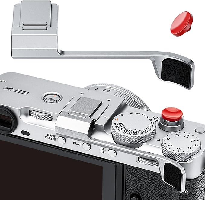 Thumb Up Grip with Shutter Button for Fuji Fujifilm X-E5 XE5 Mirrorless Camera, Aluminum Alloy X-E5 Thumb Grip with Hot Shoe Cover Protector Thumb Rest Support Holder Not Affect The Use of Dial-Silver