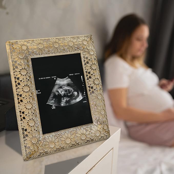 OKSQW Vintage Sunflower 5 x 7 Gold Picture Frame Table Top Display Retro Antique Picture Frames with HD Glass Front, Great Gift Metal Photo Frames for Wedding Baby Family Portraits Home Office Decor