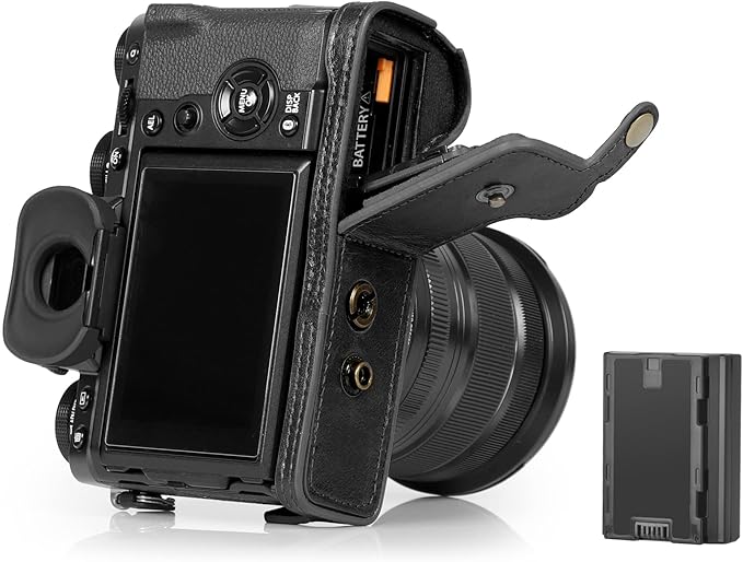 MegaGear Ever Ready Genuine Leather Camera Case Compatible with Fujifilm X-T5 (16-80mm)(Black)