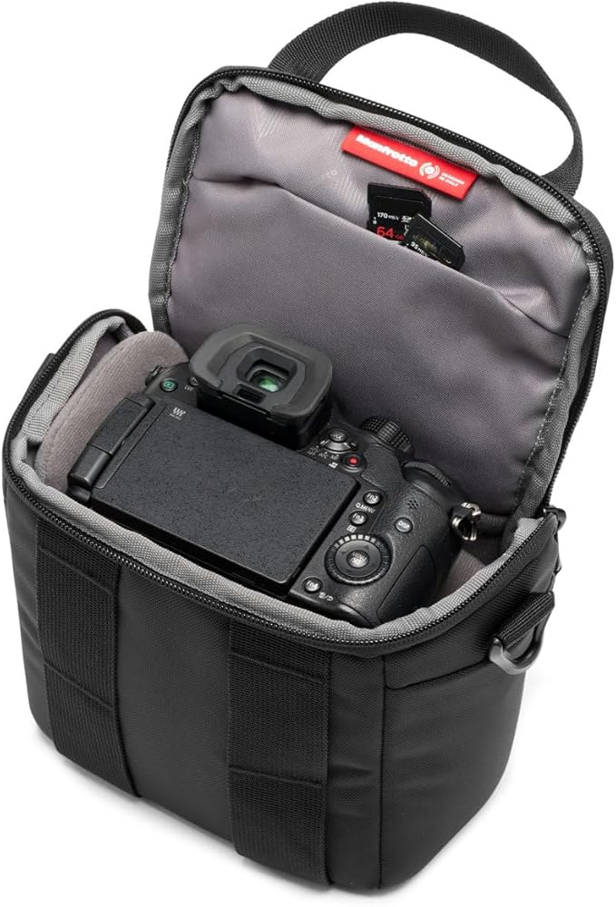 Manfrotto Advanced Shoulder Bag S III, Camera Bag for Mirrorless with Lens, Camera Case with Tripod Mount and Rain Cover, Photography Accessories