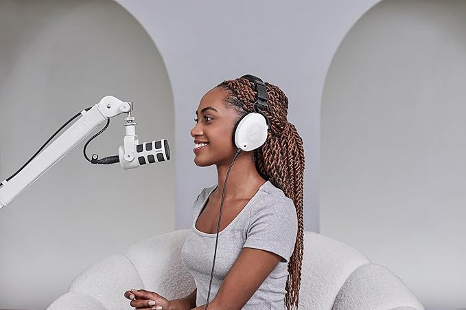 RØDE PodMic Cardioid Dynamic Broadcast Microphone - White