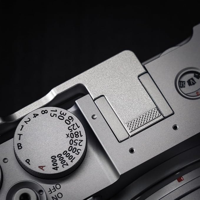 Thumb Up Grip ， Compatible with Fujifilm Fuji X-E5 XE5 Camera, Hot Shoe Thumb Rest Support Grip ，Original all-aluminum retro diamond engraving technology | Improves shooting stability (Silver)
