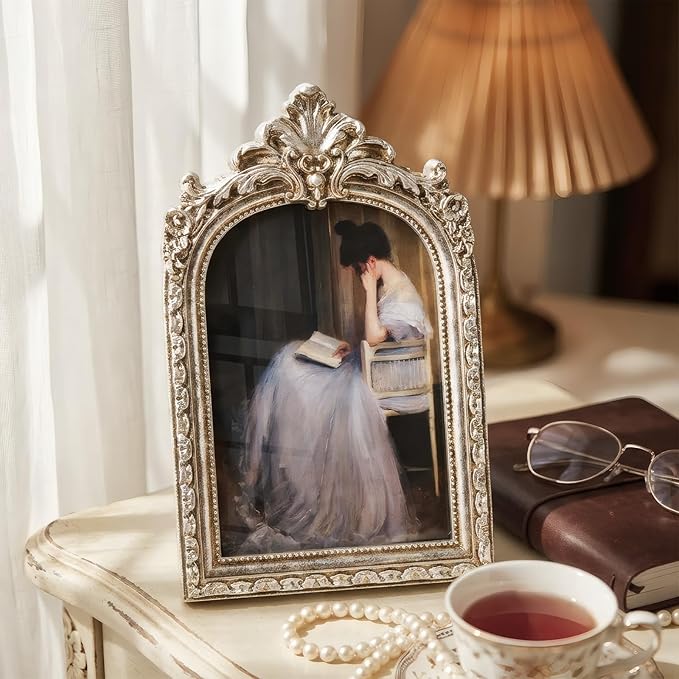Cuspin Vintage 4x6 Picture Frame Silver, Ornate Arched Resin Photo Frame with Glass Front, Elegant Decorative Frames for Wall Hanging or Tabletop Display, Home Office Wedding Decor