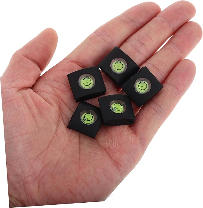 Camera Hot Shoe Protector Cover Spirit Level Plastic Hot Shoe Cover for DSLR and Flashlight Essential Accessory for Stable Photography