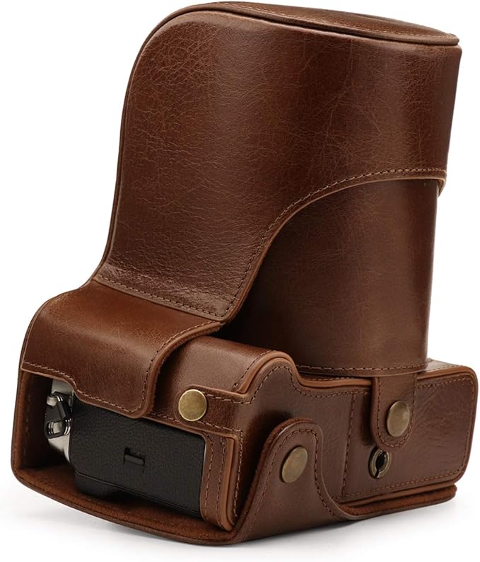 MegaGear MG1922 Ever Ready Genuine Leather Camera Case Compatible With Fujifilm X-T4 (Xf16-80MM) - Brown