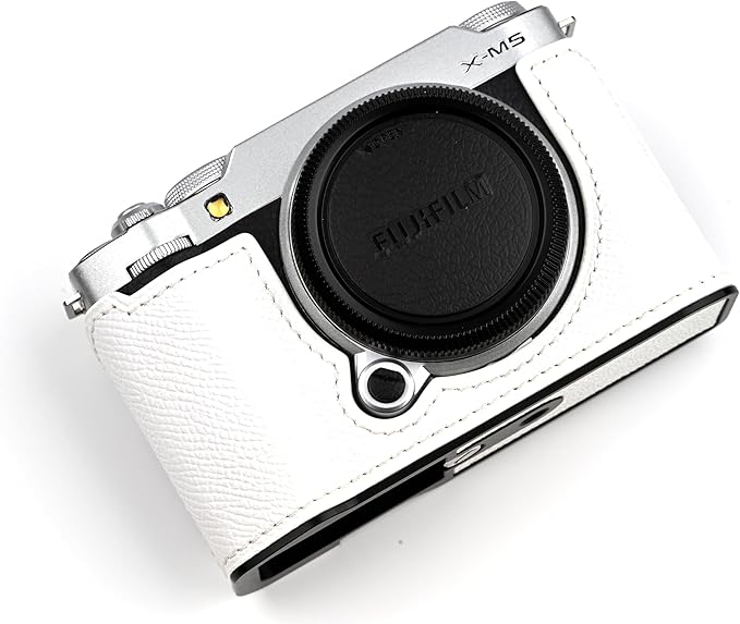 Uchandmade Handmade Genuine Leather Camera Half Case for Fujifilm X-M5/Fujifilm X-M5 Camera Case/Fujifilm X-M5 Case - Top Layer Cowhide Body + Metal Base Plate (White)