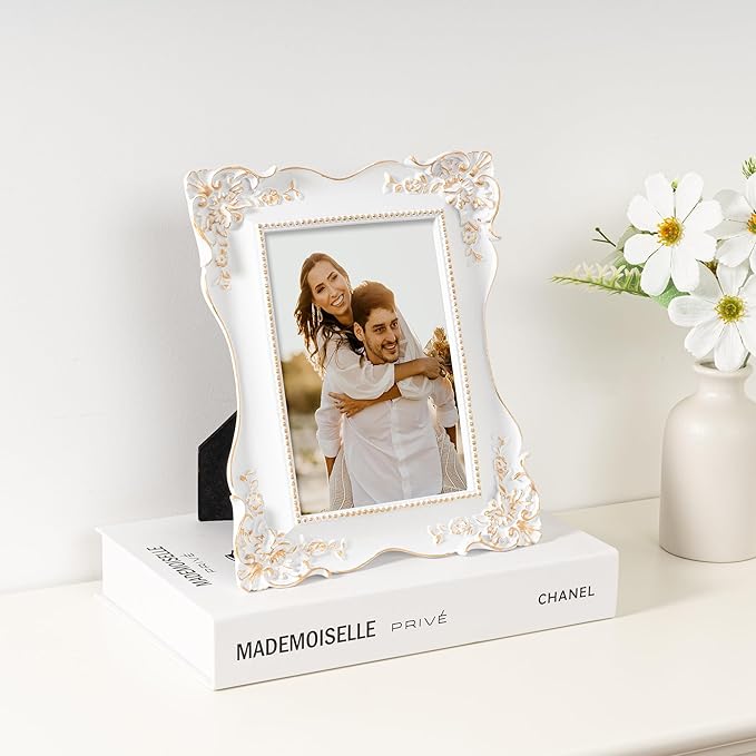 Axeman Vintage Picture Frames 4x6 | Antique 4x6 Picture Frame with Real Glass | Ornate Picture Frames 4 x 6 for Wall & Tabletop Display | Retro 4 x 6 Photo Frame White Gold - White