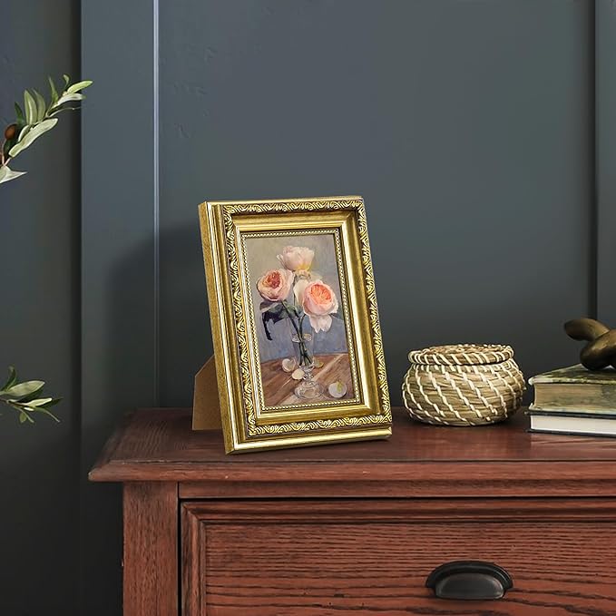 upsimples 4x6 Picture Frame with Real Glass, Ornate Vintage 4 x 6 Photo Frames for Wall Decor or Tabletop Display, Gold, 2 Pack