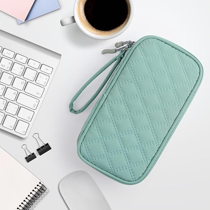 COOTHINE USB Flash Drive Case, Portable USB Holder Storage Bag for Samsung/Sandisk USB Memory Stick/Thumb Drive/Jump Drive/SD Card/Cable, with 18 Slots (Green)