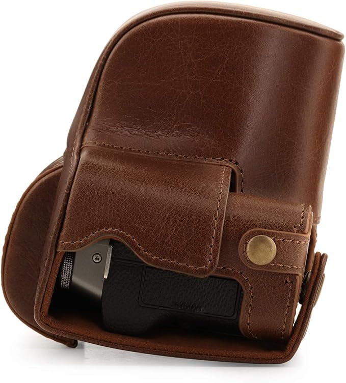 MegaGear MG1884 Ever Ready Genuine Leather Camera Case Compatible with Fujifilm X-T200 (XC15-45mm) - Brown