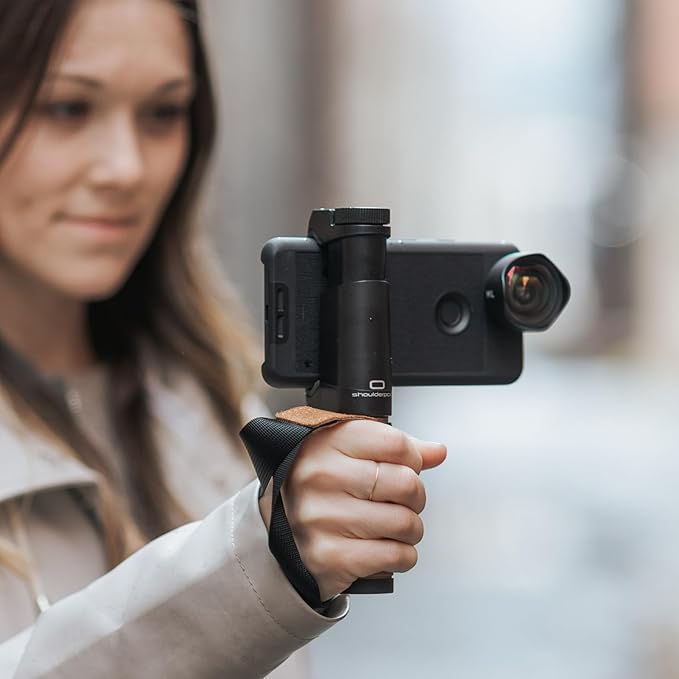 Moment Wide Angle Lens - 18mm Lens for iPhone Pixel Galaxy OnePlus Phones
