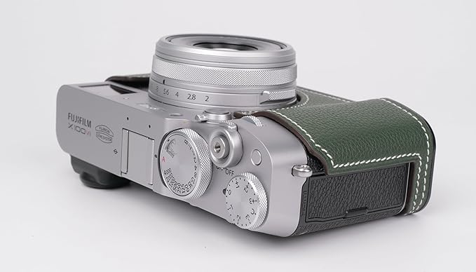 Uchandmade Handmade Genuine Leather Camera Half Case for Fujifilm X100VI - Top Layer Cowhide Body + Metal Base Plate - Hand Shank Free Design (Green)