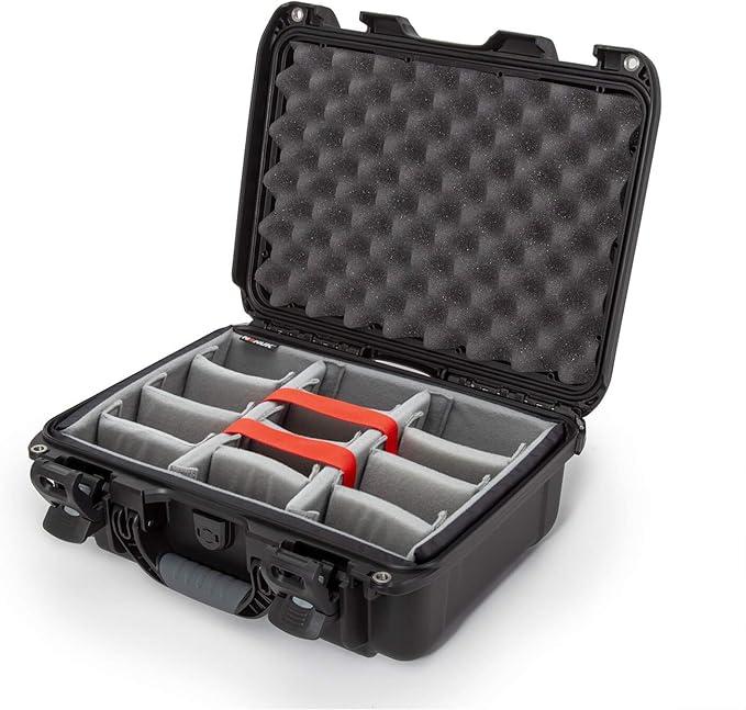 Nanuk Medium Series 920 Lightweight NK-7 Resin Waterproof Protective Case with Padded Dividers, Black