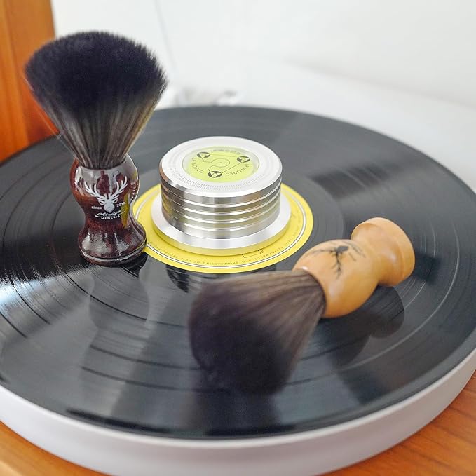 Small Vinyl Record Cleaner with Wooden Handle - Vinyl Record Brush for Anti-Static Cleaning Accessories (Wood Deer)