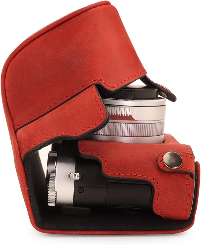MegaGear MG1699 Ever Ready Genuine Leather Camera Case Compatible with Leica D-Lux 7 - Red