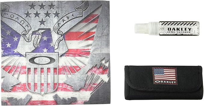 Oakley unisex-adult Lens Cleaning Kit Rectangular Eyeglass Cleaning Kit