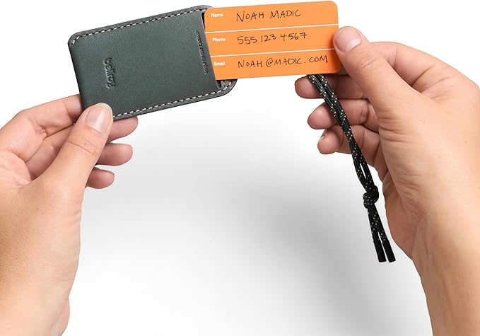 Bellroy Luggage Tag (Leather Luggage Tag with Personalizable Insert Card and Durable Construction) - Everglade