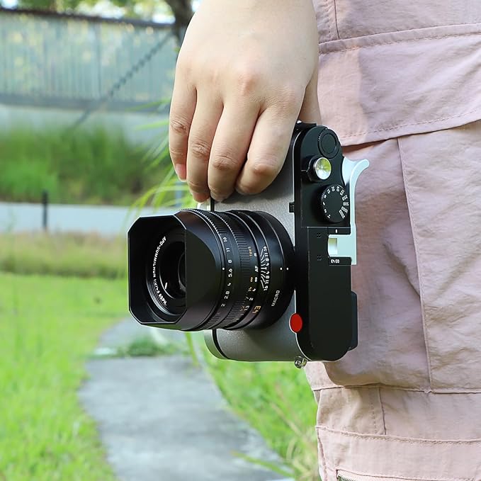 Haoge Metal Square Lens Hood for Leica Q3 Q3-43 Camera Accessories Black LH-LQ343B
