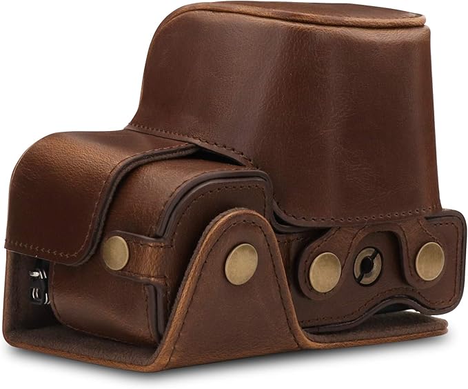 MegaGear MG1652 Ever Ready Leather Camera Case Compatible with Sony Alpha A6100, A6400 (16-50mm) - Brown