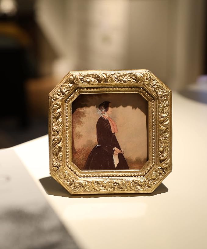 3x3 Small Vintage Picture Frame, Mini Antique Ornate Gold Photo Frame, Tiny Retro Octagon frame, for Tabletop and Wall Display, Old Fashioned Photo Gallery Art Decor