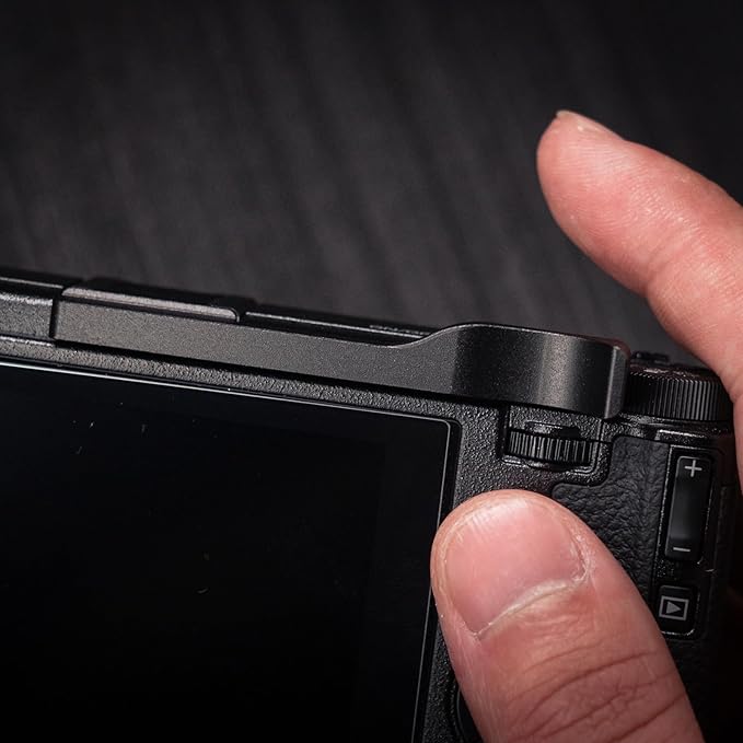 Thumb Up Grip ， Compatible with Ricoh GR IV GR4 Camera, Hot Shoe Thumb Rest Support Grip ，Original Silicone Protective Pad | Improves Shooting Stability (Black)