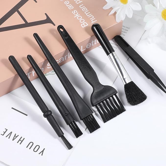 6 PCS Mini Keyboards Cleaner Brushes Kit, Small Keyboard Brush Nylon Anti Static Dusting Brush Electronics Cleaning Small Spaces Keyboard Cleaning Brushes for Cleanings Computer Motherboard Camera