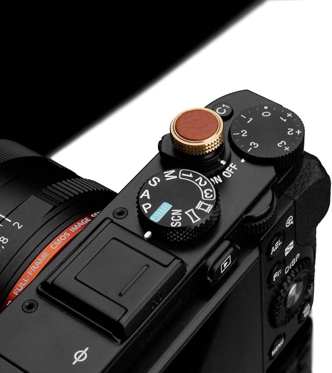 Gariz XA-SBL Series Leather Screw Type Soft Button Release Shutter for Sony Cameras (Camel)