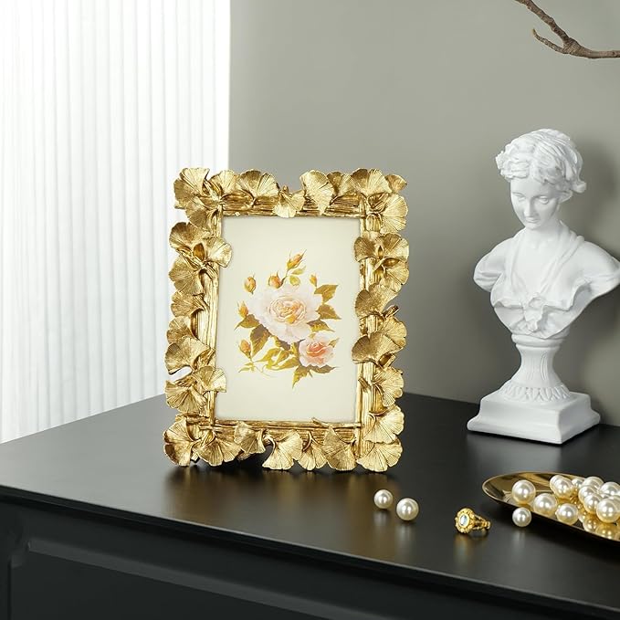 Cuspin Gold Picture Frames 4x6 Vintage Gold Frame, Ornate Leaf Textured Hand-Crafted Resin with Glass Front Antique Photo Frames for Tabletop Display, Retro Design Home Decor