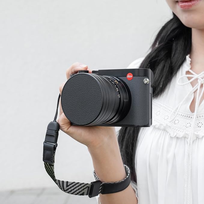 Metal Lens Cap Cover Protector for Leica Q3 43 Q3 Q Q-P QP Camera with PU Leather on Surface & Microfiber Fabric Interior Anti-Scratch Dustproof Protective Lens Cap Accessories for Q3 43 Q QP
