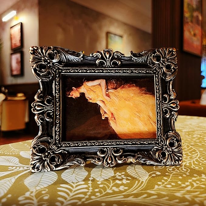 CISOO 2.5x3.5 Vintage Small Picture Frame, Antique Ornate Black and Gold Wallet Size Photo Frame for Table Top and Wall Display, Decorative Floral Design Retro Home Decor, Photo Gallery Art