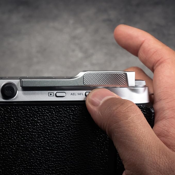 Metal Thumb Up Grip for Fujifilm Fuji X-M5 XM5 Camera, Hot Shoe Thumb Rest Support Grip ，Exclusive Vintage Anti-Slip Pattern,Improve The Stability of The Camera (SilverA)