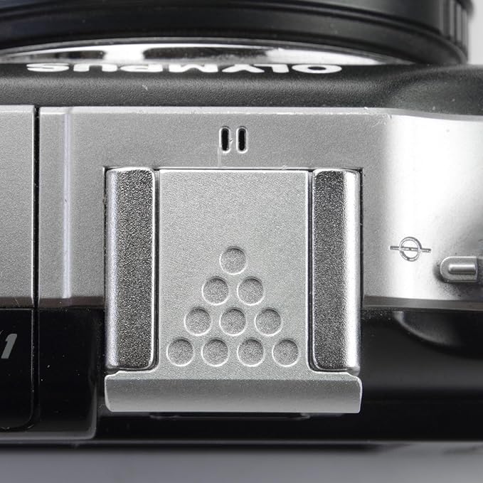 Metal Universal Hot Shoe Cover for Camera, Silver