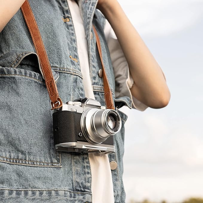SMALLRIG Leather Camera Strap, Vintage Brown Genuine Leather Neck Shoulder Camera Strap for Canon, for Nikon, for Pentax, for Sony, for Fujifilm and for Digital Camera - 3485