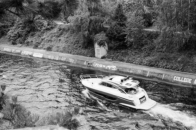 Black and White Film 35mm ISO400, Portrait Friendly Smooth Grain and Wide Latitude Film for Travel Make Albums and Posts Feel Effortless - Smooth Grain, Weekend Ease