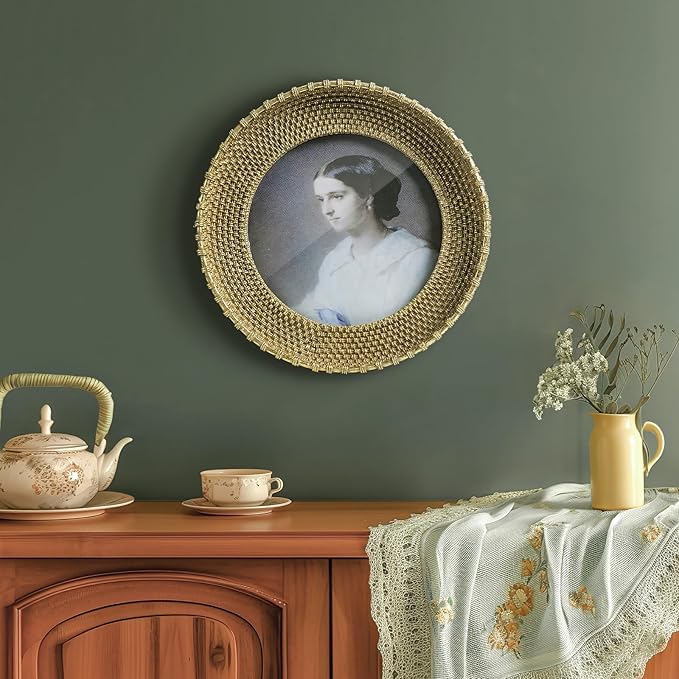 Cuspin Vintage Gold 5x5 Picture Frame, Gold Round Frame Rattan Textured Hand-Crafted Circle Frame with Glass Front, Retro Photo Frame for Tabletop Display & Wall Hanging, Home Decor, Gift Idea