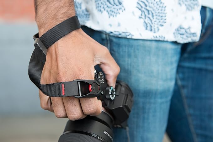 Peak Design Cuff Camera Wrist Strap, Compatible with DSLR, Compact and Point-and-Shoot Cameras, Low Profile, Quick Release