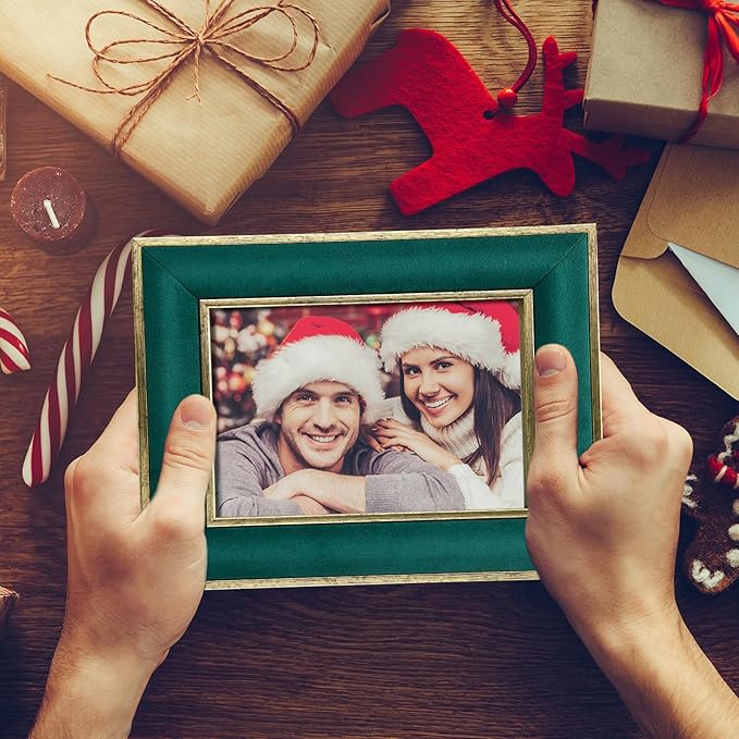 Kathfly 1 Pcs Green Velvet Picture Frame 5 x 7 Inch Vintage Photo Frame with Gold Metal Edge Horizontal & Vertical Mount for Poster Artwork Puzzles Tabletop Wall Display Christmas Home Office Decor