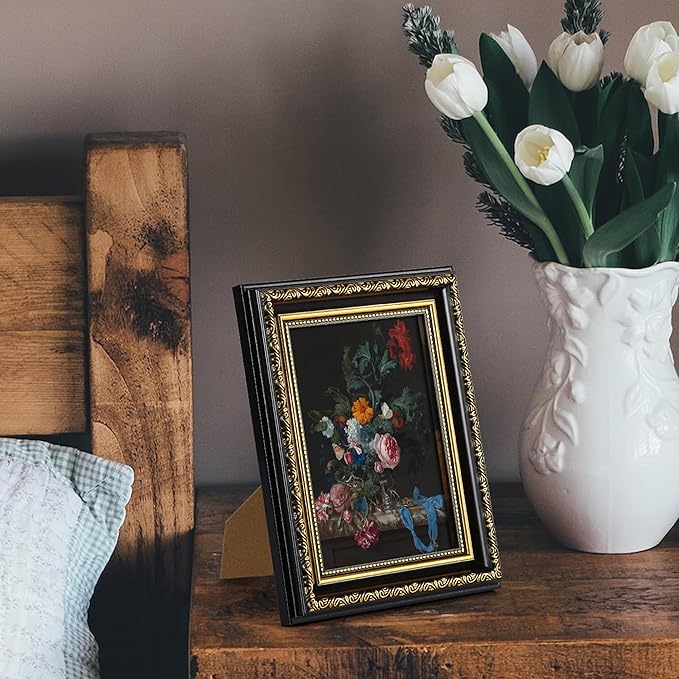 upsimples 5x7 Picture Frame with Real Glass, Ornate Vintage 5 x 7 Photo Frames for Wall Decor or Tabletop Display, Black and Gold, 2 Pack
