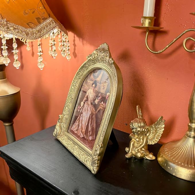 Vintage Picture Frames 4x6 Ornate Gold Antique Picture Frames for Wall and Tabletop Vintage Photo Frame Victorian Home Decor Gallery Wall Decor in Arch Shape
