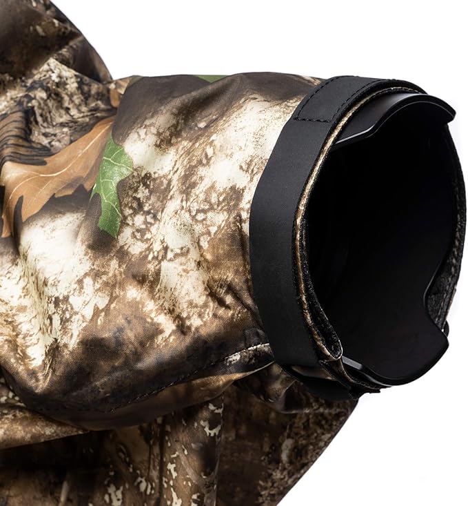 Think Tank Emergency Camera Rain Cover for DSLR and Mirrorless Cameras with 24-70mm Lens - Small (Realtree APX Camouflage)