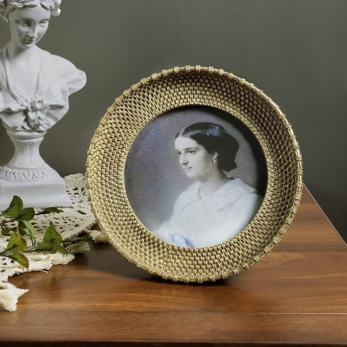 Cuspin Vintage Gold 5x5 Picture Frame, Gold Round Frame Rattan Textured Hand-Crafted Circle Frame with Glass Front, Retro Photo Frame for Tabletop Display & Wall Hanging, Home Decor, Gift Idea