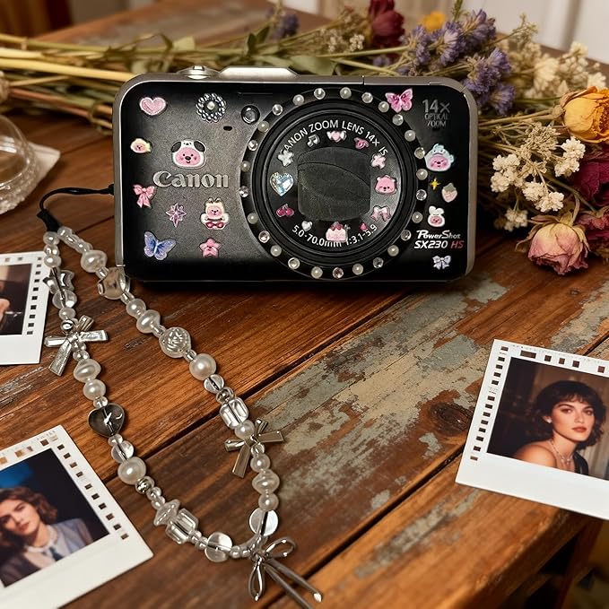 2 Pcs Phone Charm Strap Hand for iPhone Wrist Strap Camera Lanyard Pearl Beaded Cute Chain String Accessories Universal for iPhone 17 Pro 16 15 Samsung Women Girls Keychain Pearl Heart and Butterfly