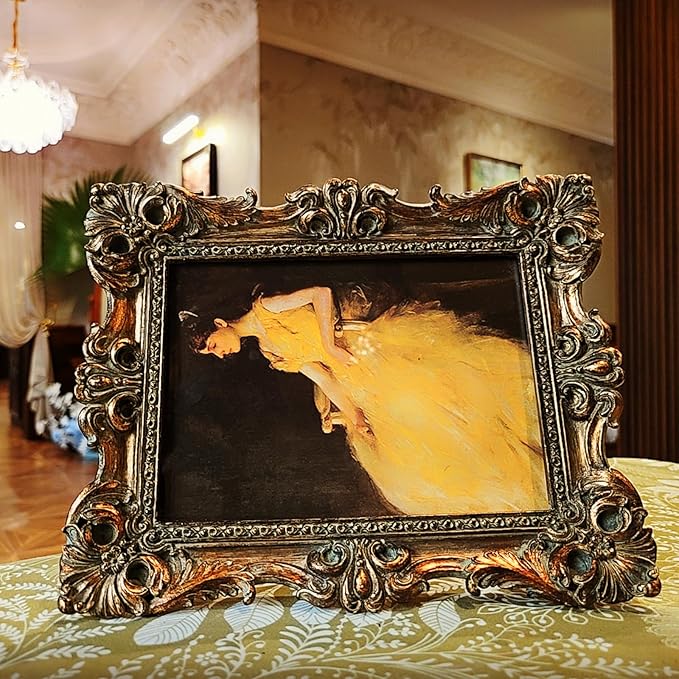 CISOO 5x7 Vintage Picture Frame Antique Ornate Bronze Gold Photo Frame, for Table Top and Wall Display, Decorative Floral Design Retro Home Decor, Photo Gallery Art