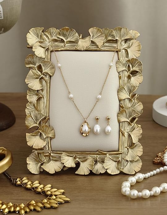 Jewelry Display Stand Vintage Necklace Organizer Ring Holder Earring Tray Resin Jewelry Photography Props Frame with Velvet Backing for Gifts