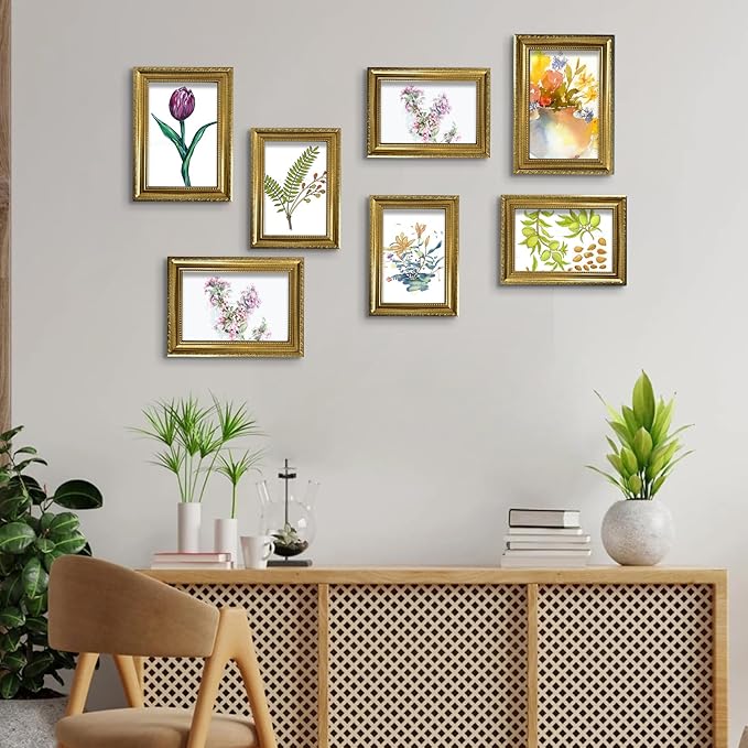 BESCRCL 4x6 Picture Frame Gold with Real Glass, Ornate Vintage 4 x 6 Photo Frames for Wall and Tabletop Display, Set of 4
