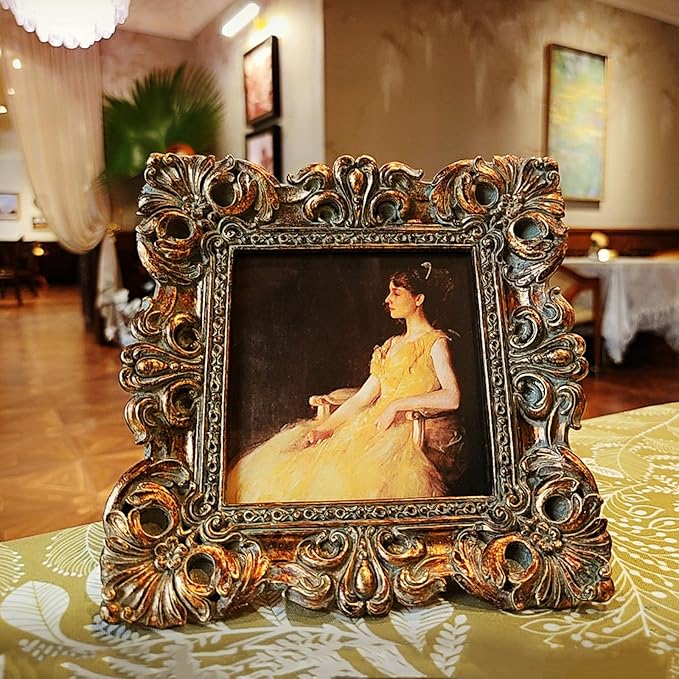 CISOO 4x4 Vintage Small Picture Frame, Antique Ornate Bronze Gold Square Photo Frame, for Table Top and Wall Display, Decorative Floral Design Retro Home Decor, Photo Gallery Art