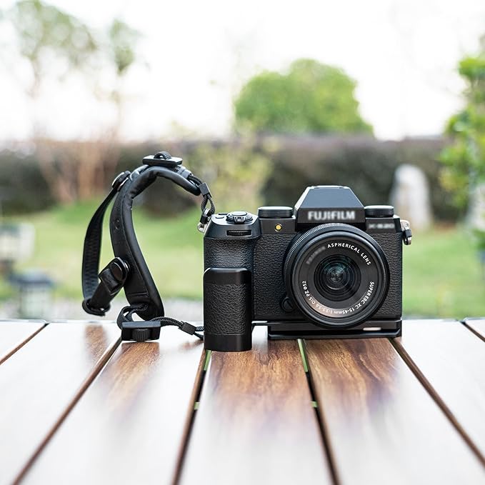 Metal Hand Grip L Bracket for Fujifilm X-S20 Camera,XS20 X-S20 Handgrip Holder with Built-in Quick Release Plate for AirTag & Arca Swiss Type Tripod Mount,w/Battery Memory Card Compartment Opening